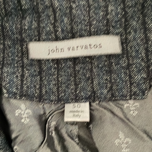 John varvatos wool jacket size 50 / large. Gray stripped - Picture 4 of 10